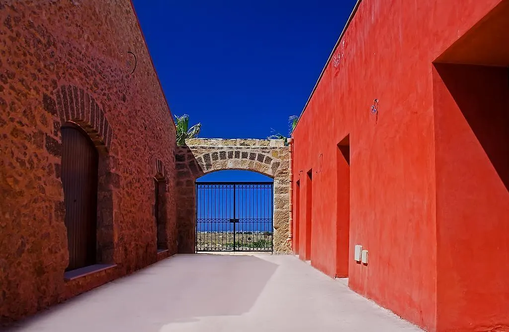 Agriturismo Baglio Donnafranca Wine Resort Marsala 4*,